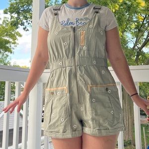 Anthropologie Pilcro Green Daisy Short Overalls